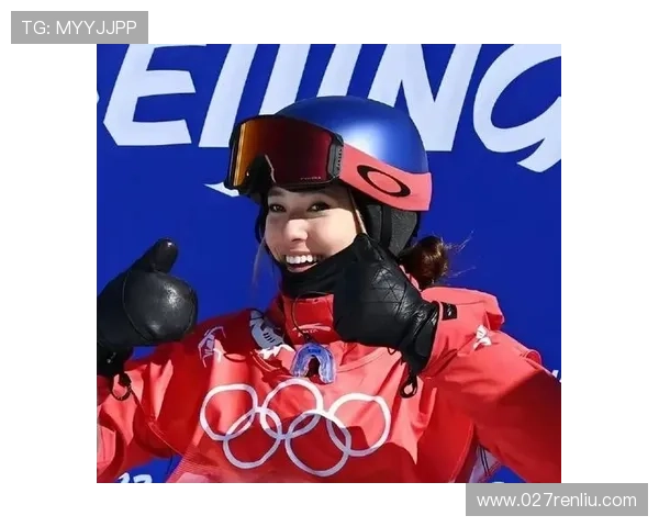 谷爱凌刘梦婷自由式滑雪大跳台预赛亮相